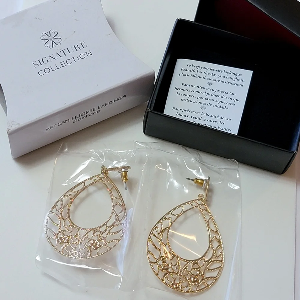 Avon Signature Collection Artisan Filigree Earrings Gold Tone 2016
